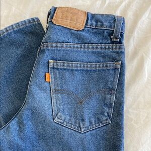 SOLD 🏷️ Levi’s • vintage orange tag student 716